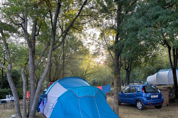 camping-el-bergueda-emplacements-4