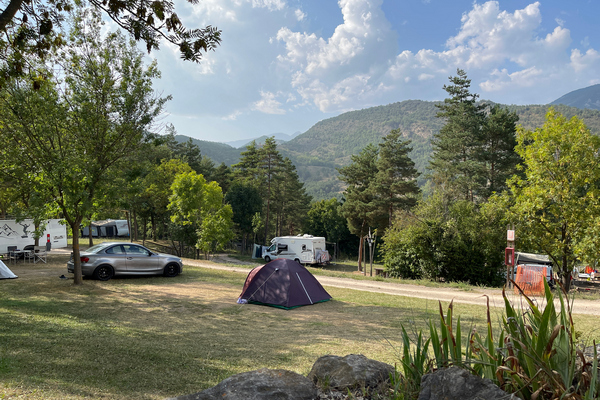 camping-el-bergueda-emplacements